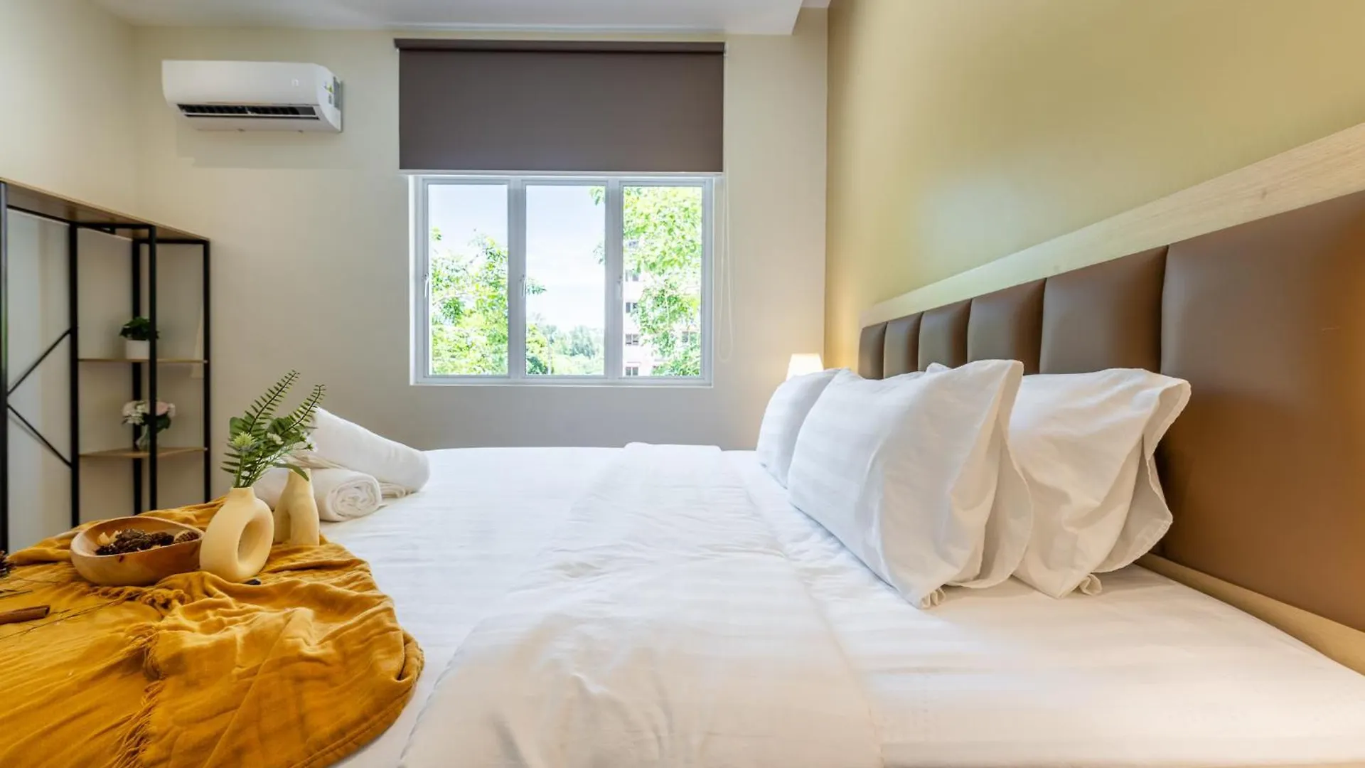 La Ferringhi Villa - Tropical Collection, By Alv Batu Feringgi Accommodatie bij particulieren