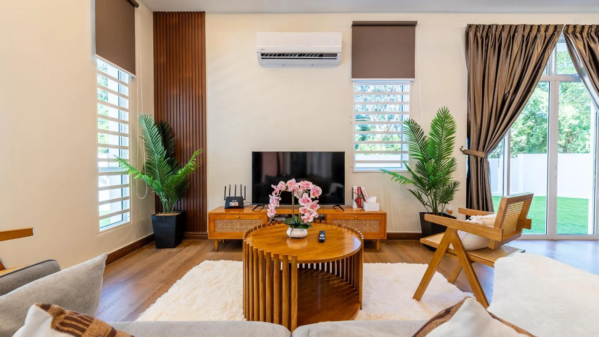 La Ferringhi Villa - Tropical Collection, By Alv Batu Feringgi Accommodatie bij particulieren
