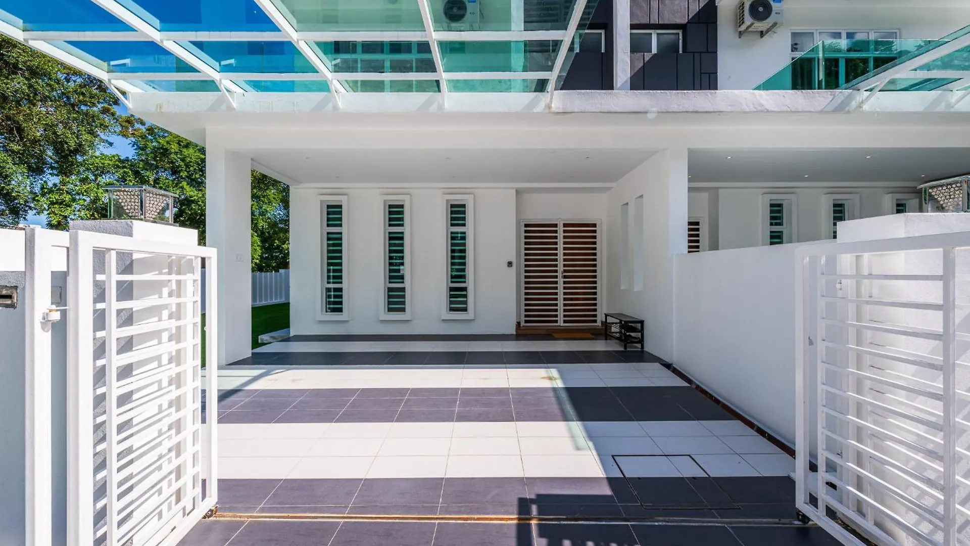 La Ferringhi Villa - Tropical Collection, By Alv Batu Feringgi 0*,