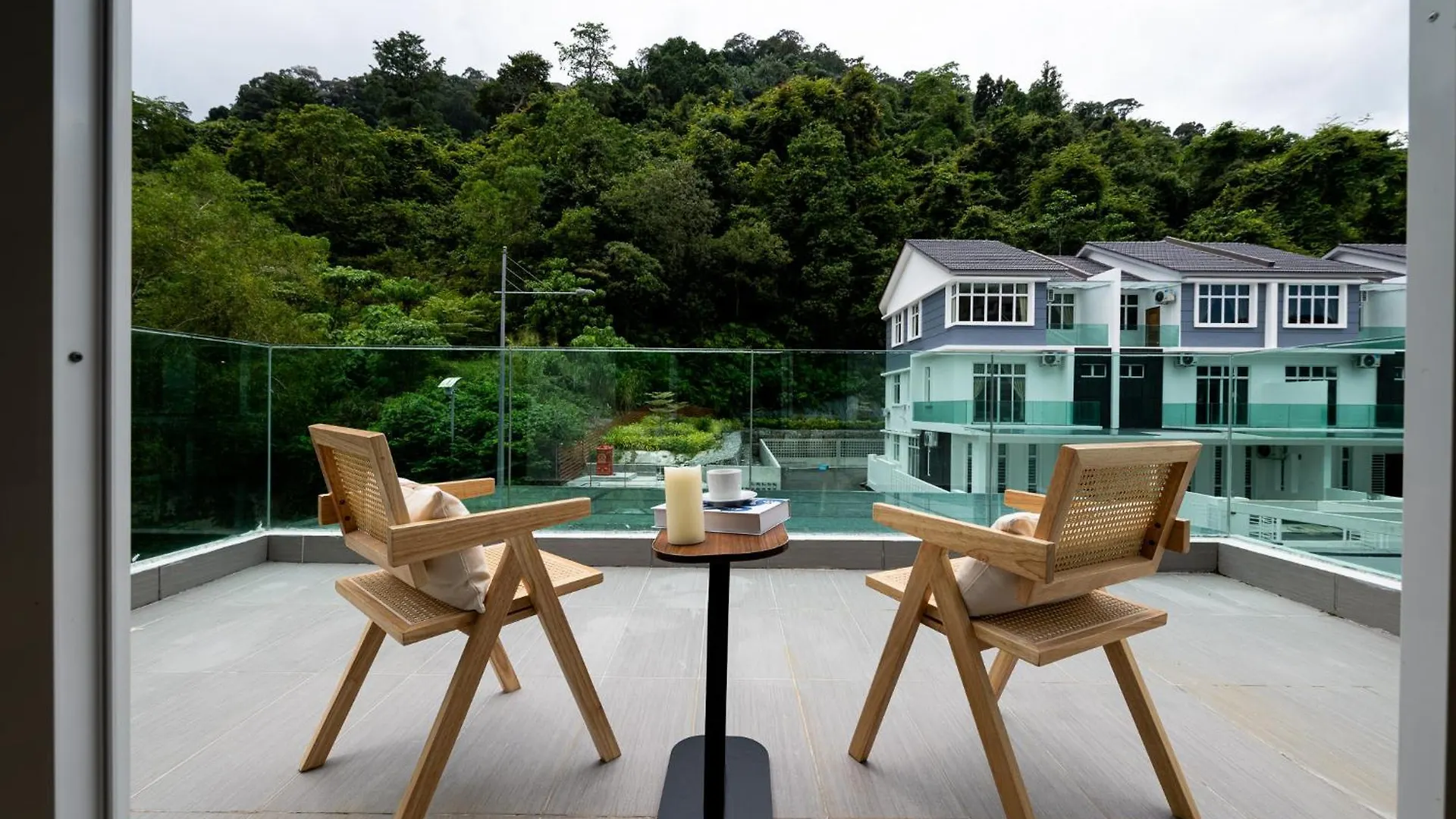 La Ferringhi Villa - Tropical Collection, By Alv Batu Feringgi